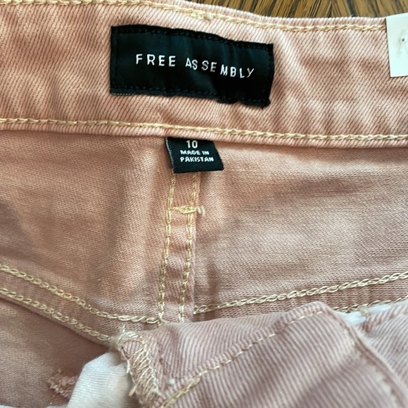 🆕 Free Assembly Orange Peach Tan Jean Shorts 10 - Picture 5 of 5